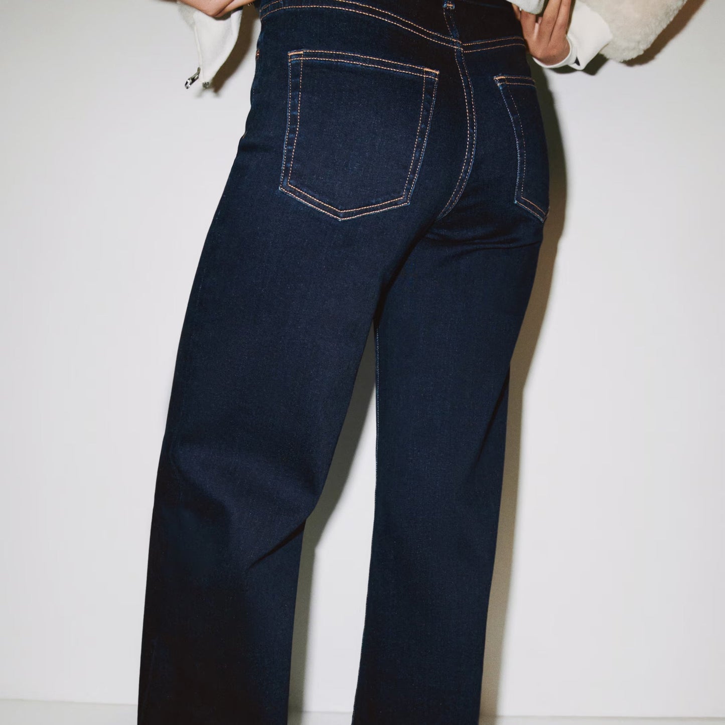 LUMERA | Straight Leg Loose Fit Jeans