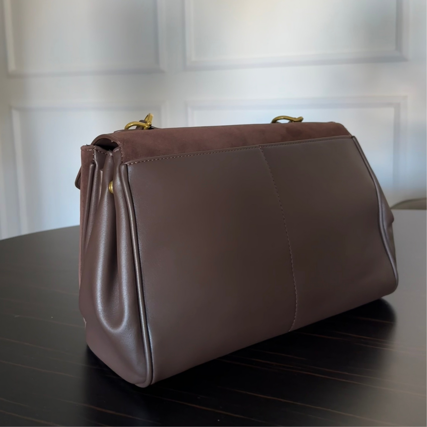 ARIA | Genuine Leather